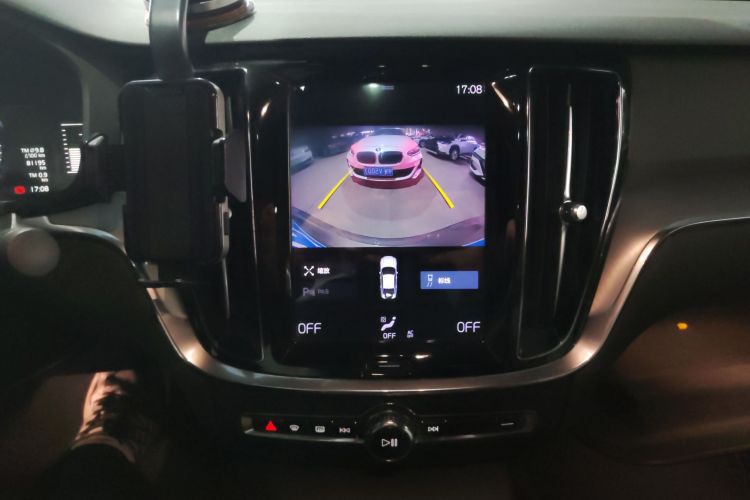 沃尔沃S60 2020款 T4 智逸豪华版中控内饰16