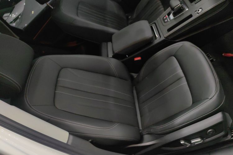 奥迪Q5L 2024款 40 TFSI 豪华致雅型局部细节41