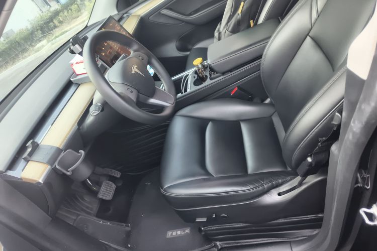 特斯拉 Model Y 2022款 后轮驱动版局部细节19