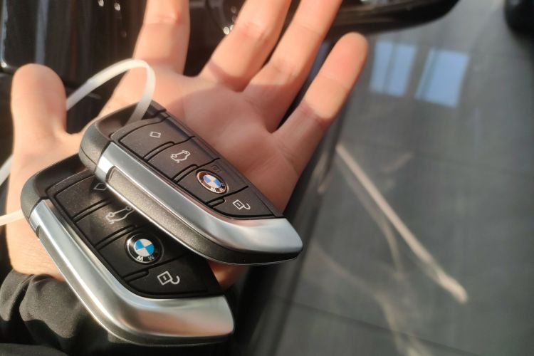 宝马X3 2023款 改款 xDrive30i 领先型 M曜夜套装中控内饰11