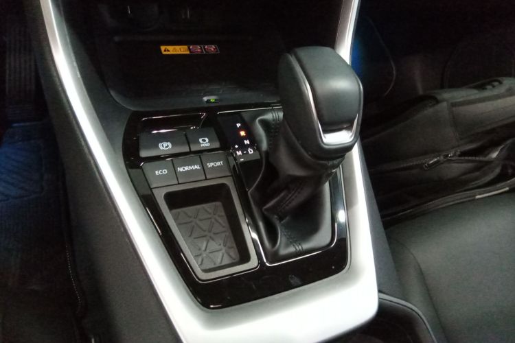 丰田 RAV4荣放 2024款 2.0L CVT两驱风尚Plus版局部细节18