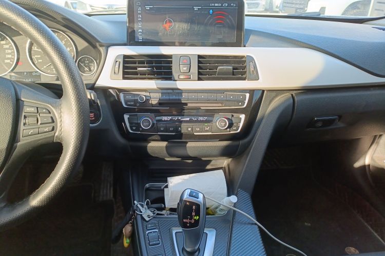 宝马3系 2016款 320Li 时尚型局部细节16