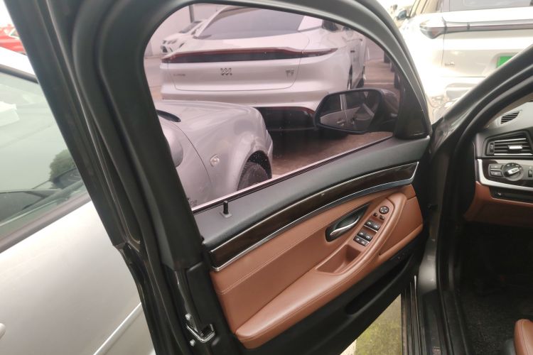 宝马5系 2015款 535Li 领先型中控内饰7007