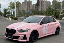 宝马1系 2022款 125i M运动曜夜版