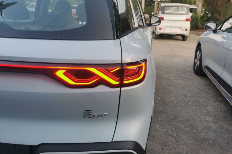 比亚迪 元UP 2025款 301KM 领航型车身外观6006