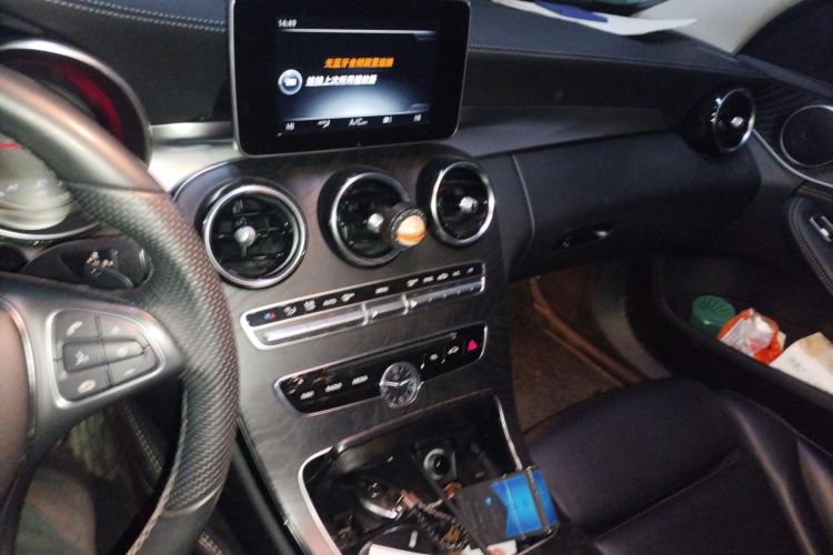 奔驰C级 2016款 C 200 L 运动型中控内饰16
