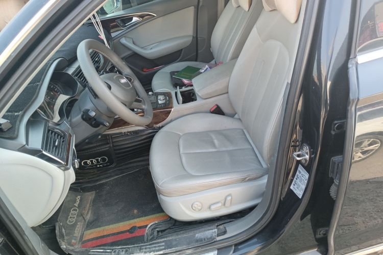 奥迪A6L 2012款 30 FSI 舒适型局部细节19