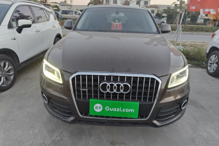 奥迪Q5 2016款 40 TFSI 进取型车身外观2