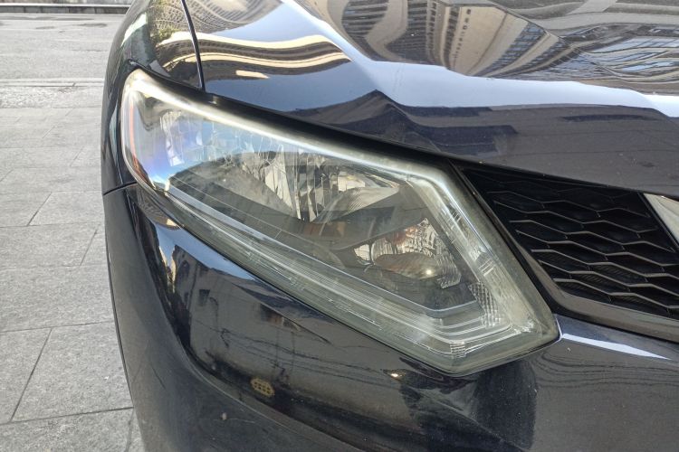 日产 奇骏 2014款 2.5L CVT豪华版 4WD车身外观6006