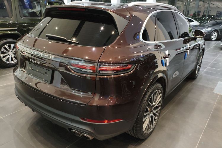保时捷 2019款 Cayenne 3.0T车身外观6006