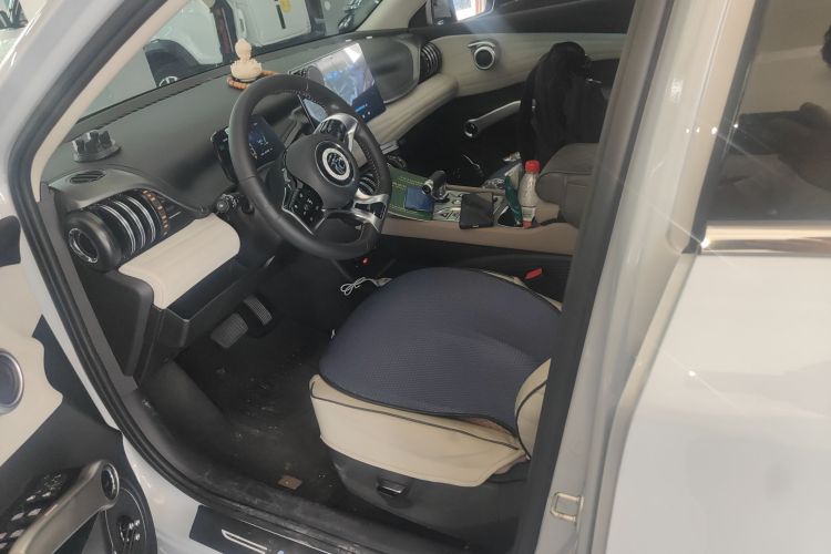 比亚迪 元PLUS 2023款 冠军版 430KM 超越型局部细节19