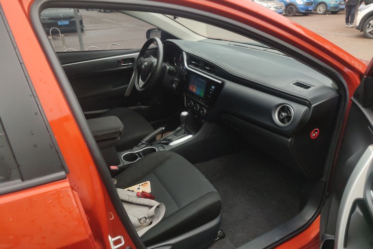 丰田 雷凌 2017款 改款 185T CVT领先版 国V局部细节41