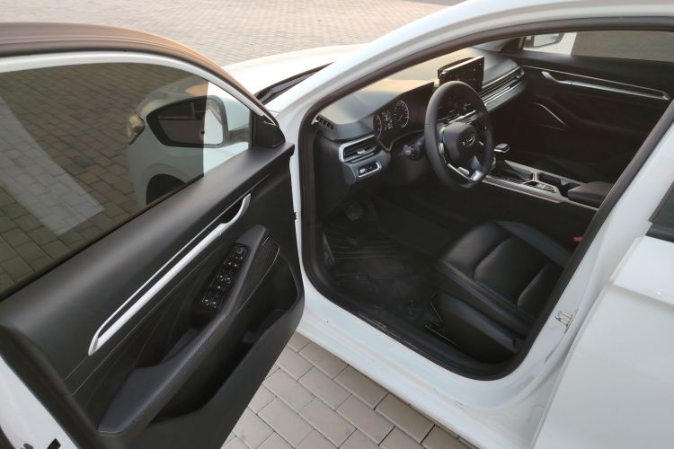 吉利汽车 帝豪 2023款 第4代冠军版 1.5L CVT豪华型中控内饰20