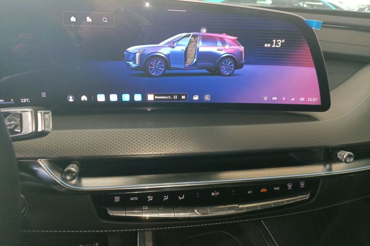 凯迪拉克XT5 2025款 2.0T 尊贵型中控内饰16