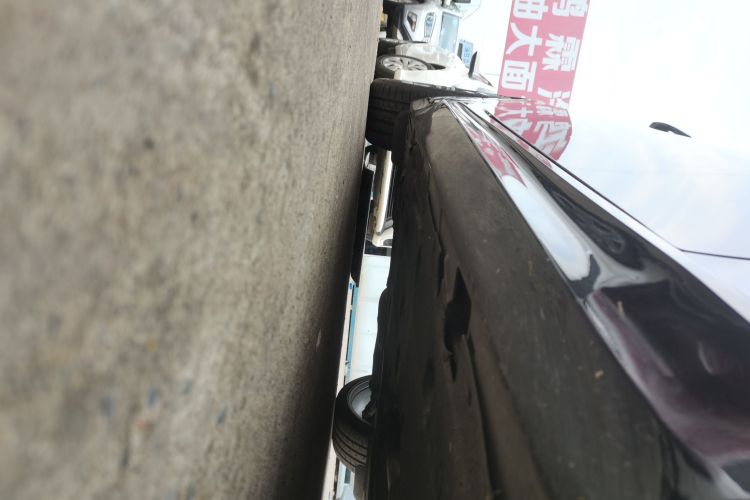 宝马3系(进口) 2011款 320i双门轿跑车局部细节9001