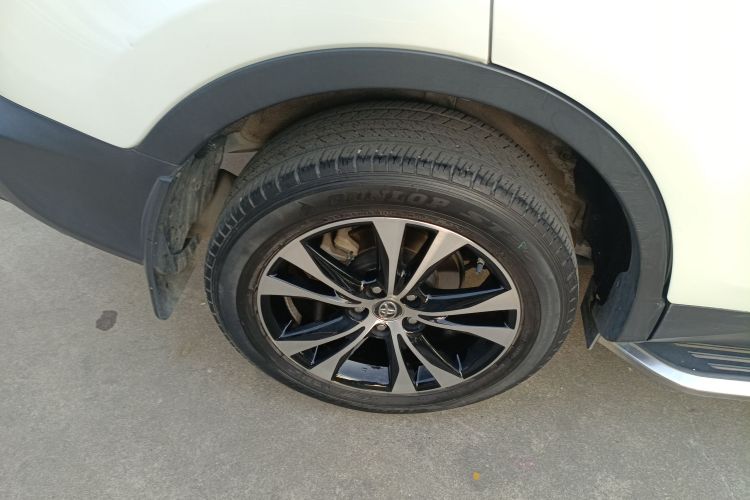 丰田 RAV4荣放 2015款 2.5L 自动四驱精英版车身外观6008