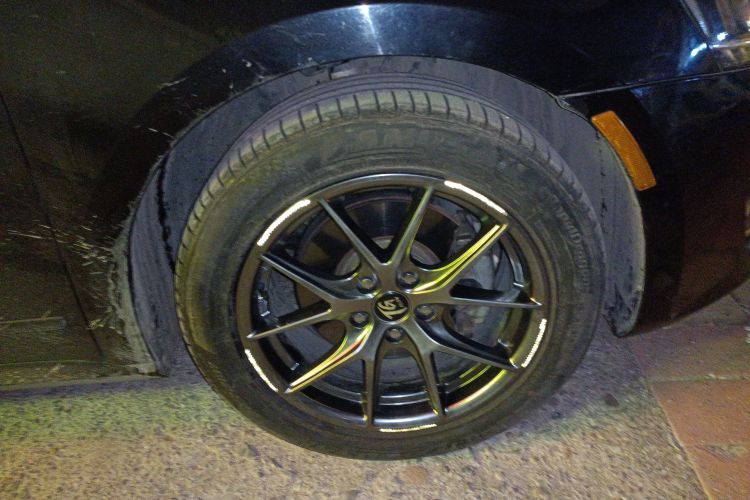 大众 帕萨特 2014款 1.8TSI DSG尊荣版车身外观10