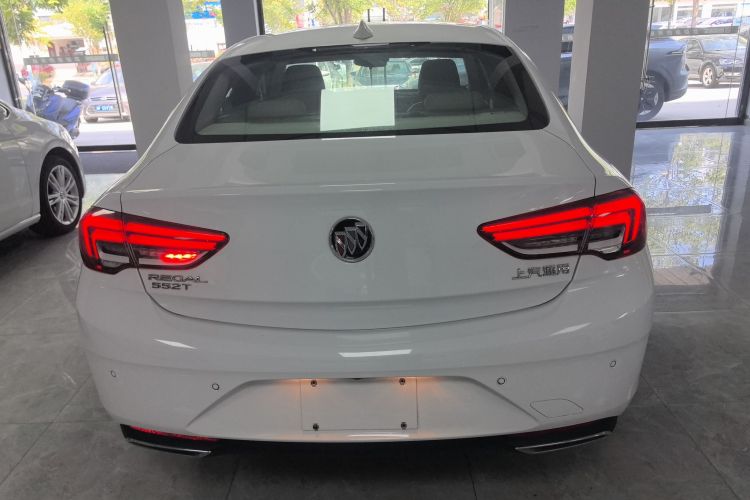 别克 君威 2020款 552T 精英型车身外观6004