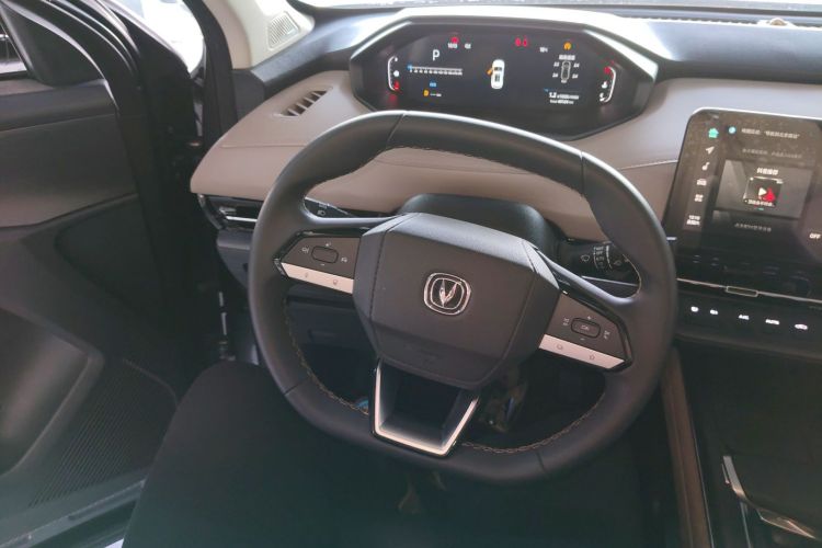 长安CS55PLUS 2022款 第二代 1.5T DCT尊贵型局部细节13