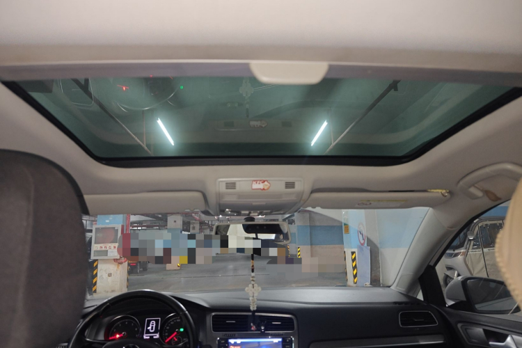 大众 高尔夫 2015款 1.4TSI 自动舒适型中控内饰22