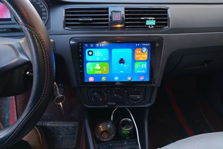 大众 桑塔纳 2021款 1.5L 手动风尚版中控内饰16