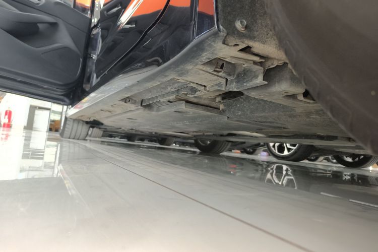 丰田 亚洲狮 2021款 2.0L 豪华版局部细节9002