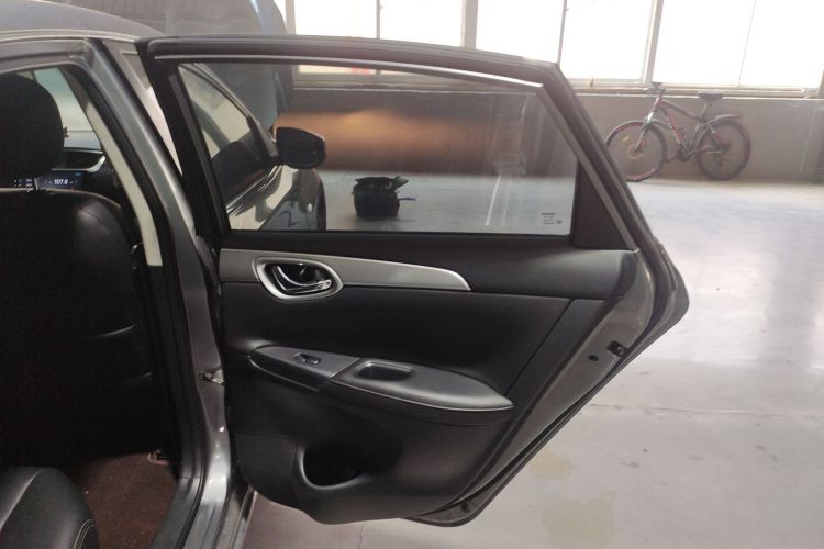 日产 轩逸 2022款 经典 1.6XE CVT舒适版中控内饰7006