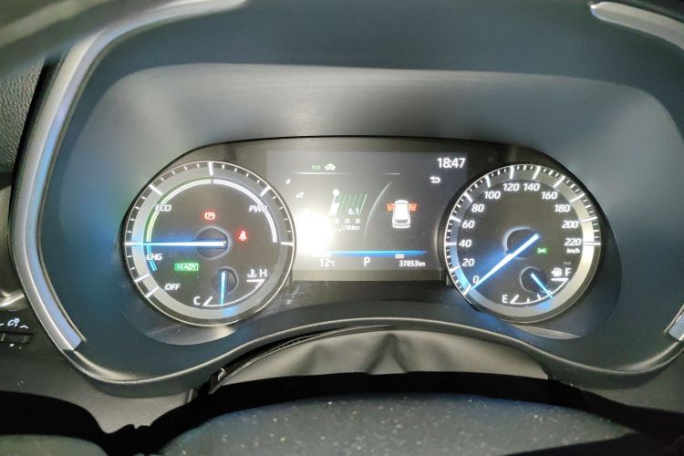 丰田 汉兰达 2023款 2.5L智能电混双擎四驱精英版 7座中控内饰14