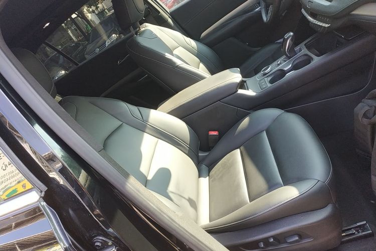 凯迪拉克XT4 2018款 28T 两驱领先型局部细节41