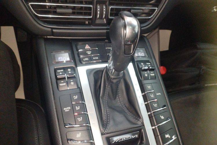 保时捷 2020款 Macan 2.0T局部细节18