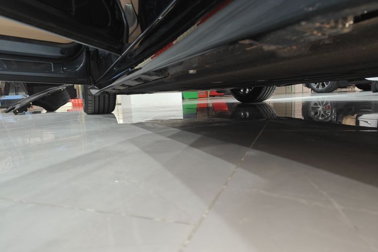 鸿蒙智行 智界R7 2024款 纯电 667km Max局部细节9002