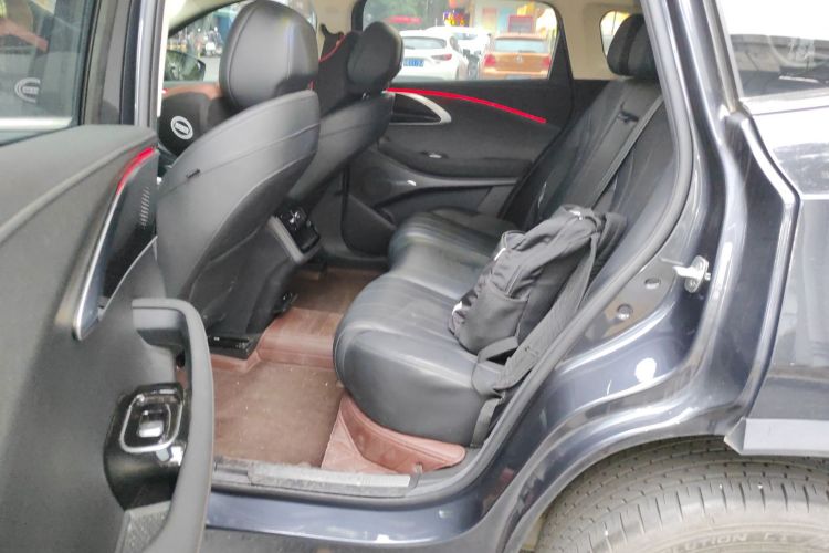 星途凌云 2024款 300T 两驱星耀版中控内饰7004