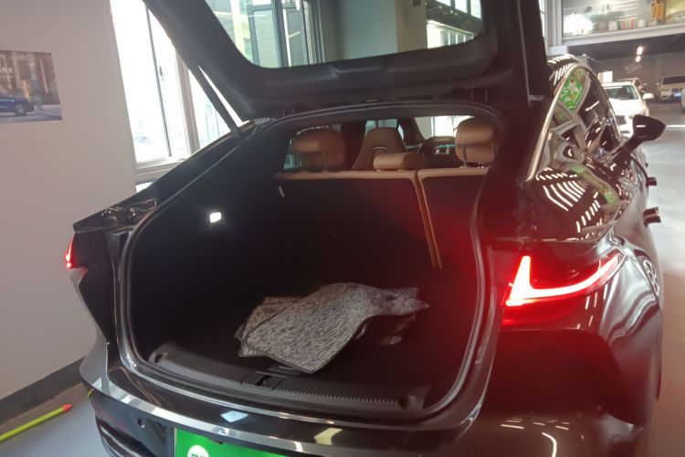 飞凡汽车 飞凡R7 2023款 后驱屏霸Pro版机舱底盘23