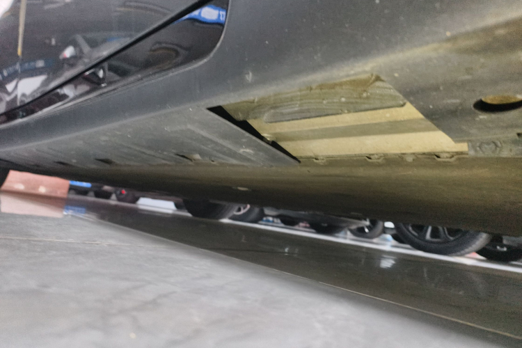 小鹏P7 2021款 480N局部细节9001