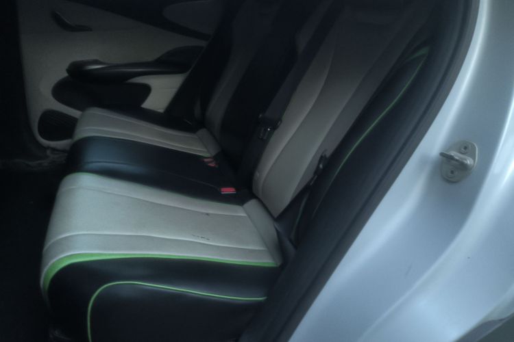 比亚迪 海豚 2021款 405km 时尚版中控内饰7004