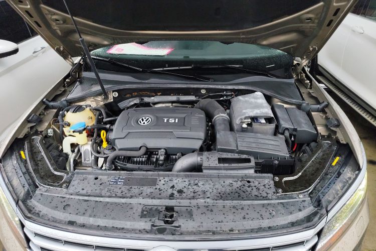 大众 帕萨特 2017款 330TSI DSG御尊版机舱底盘24