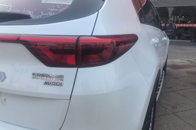 起亚KX5 2016款 2.0L 自动两驱GL车身外观9