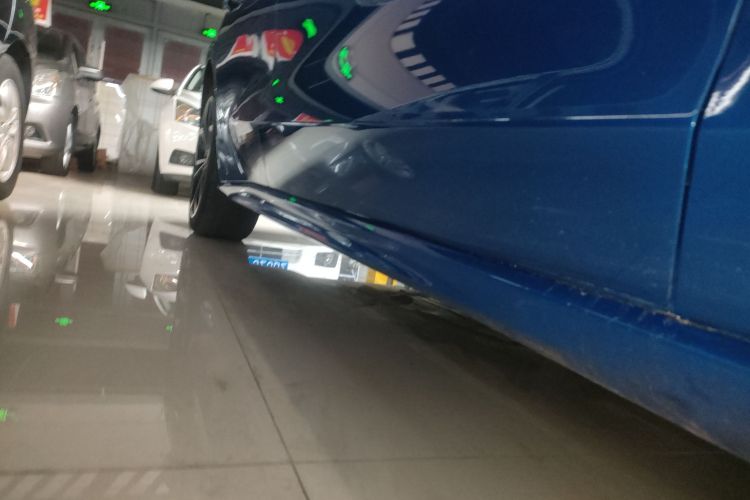 福特 福克斯 2020款 两厢 EcoBoost 180 自动ST Line局部细节9001