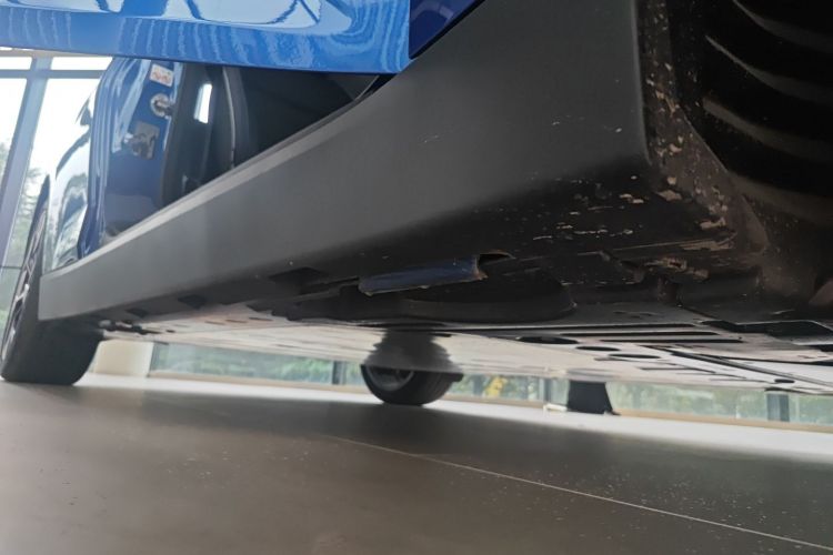 电动MINI COOPER 2024款 452km COOPER SE 艺术家局部细节9001