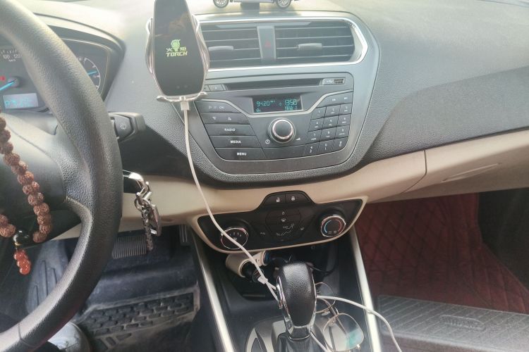 福特 福睿斯 2017款 改款 1.5L 自动舒适型中控内饰16