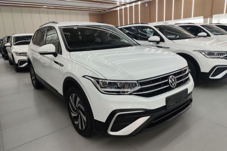 大众 途观L 2023款 330TSI 自动两驱舒享版车身外观6002