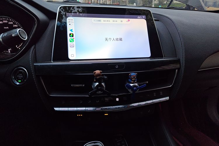 凯迪拉克CT5 2022款 28T 豪华型（标准版）中控内饰16