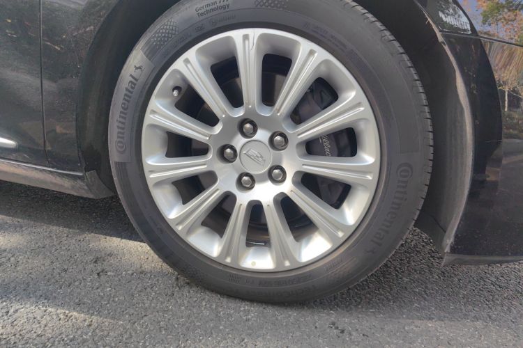 凯迪拉克XTS 2016款 28T 技术型车身外观10