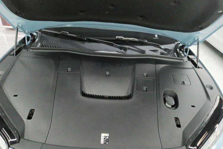 蔚来ES6 2025款 75kWh机舱底盘24