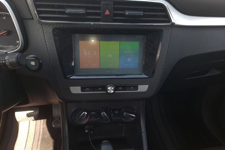 名爵ZS 2017款 1.5L 自动精英版中控内饰16