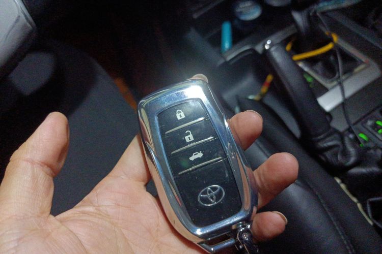 丰田 普拉多 2016款 2.7L 自动豪华版中控内饰11