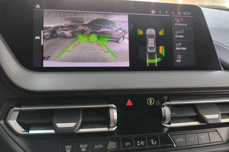 宝马2系(进口) 2021款 225i 四门轿跑车 M运动套装中控内饰16