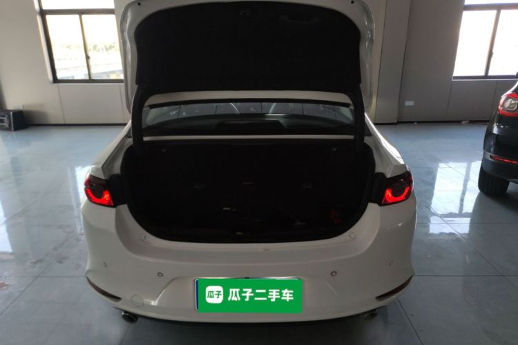 马自达3 昂克赛拉 2021款 2.0L 自动质雅版机舱底盘23