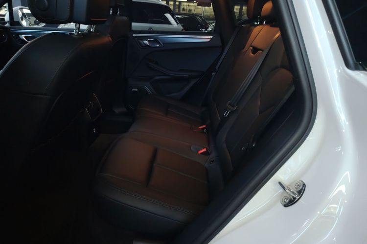 保时捷 2021款 Macan 2.0T中控内饰7004