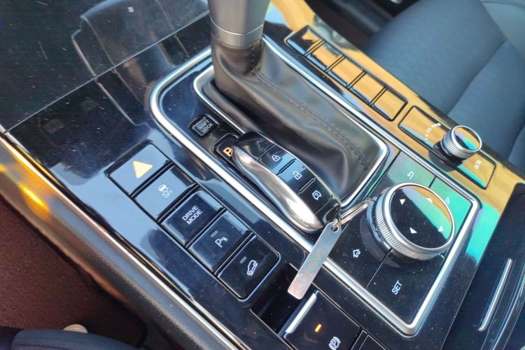 东风风光 风光ix7 2020款 2.0TGDI 自动两驱都市尊贵版中控内饰11